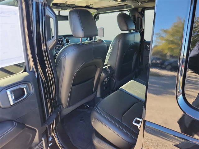 Used 2022 Jeep Wrangler Unlimited Sahara image 9