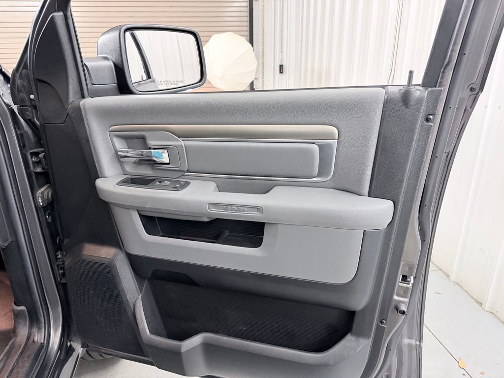 Used 2016 RAM 1500 Lone Star RWD image 39