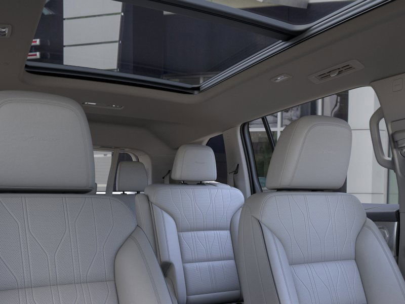 New 2026 Buick Enclave Avenir w/ Super Cruise Package image 24