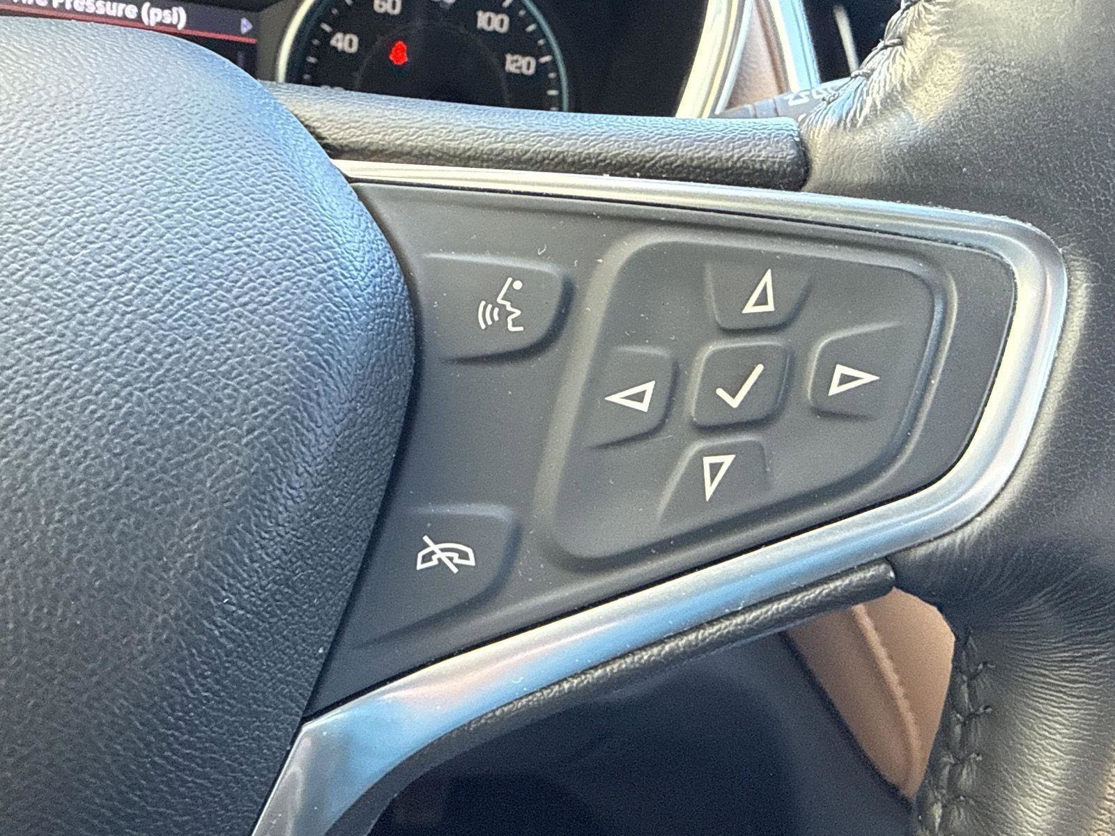 Used 2020 Chevrolet Equinox Premier image 23