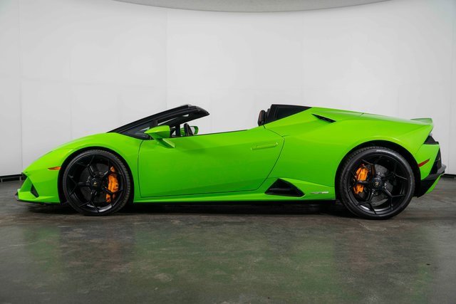 Used 2022 Lamborghini Huracan EVO image 5