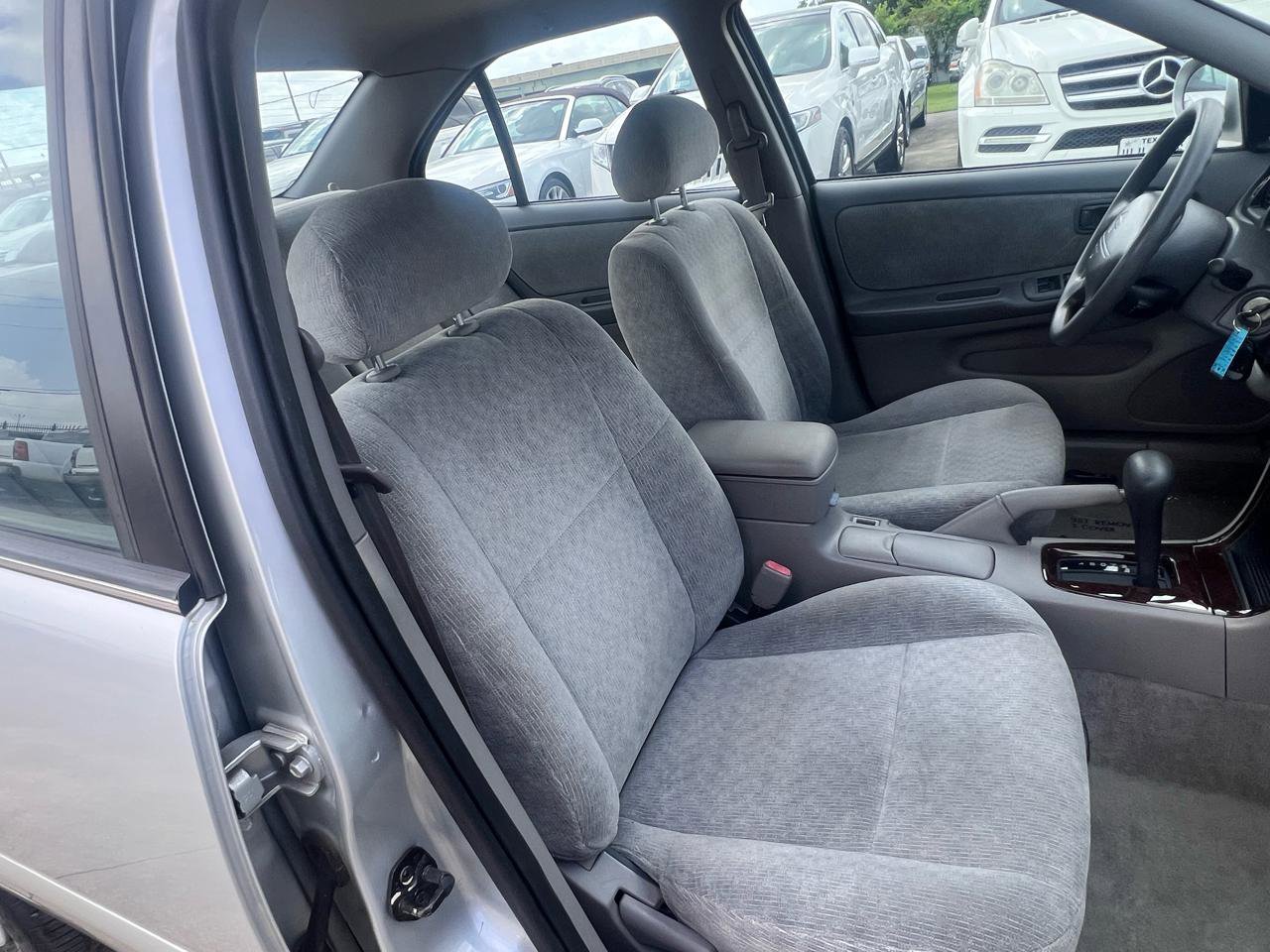 Used 2001 Nissan Altima GXE image 27