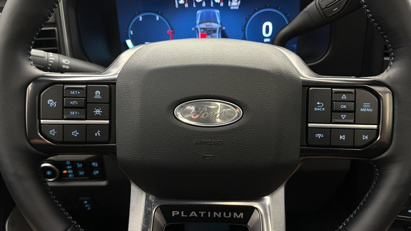 Used 2026 Ford F450 Platinum w/ FX4 Off-Road Package AWD/4WD image 29