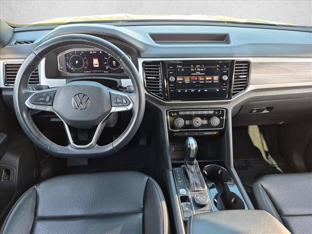 Used 2022 Volkswagen Atlas Cross Sport SE AWD/4WD image 24