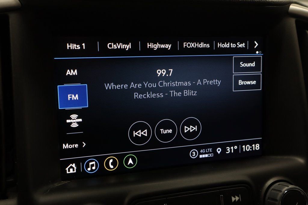 Used 2022 GMC Terrain AT4 w/ Infotainment Package II image 3