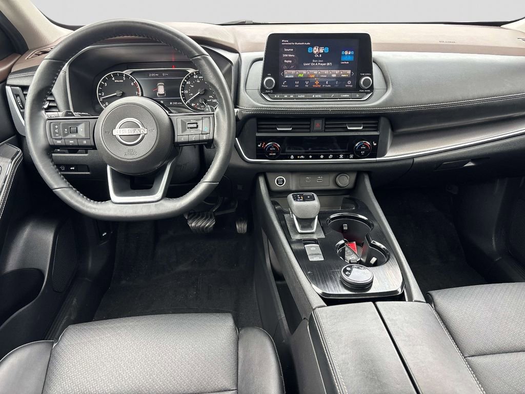 Used 2023 Nissan Rogue SV w/ SV Premium B Package image 12