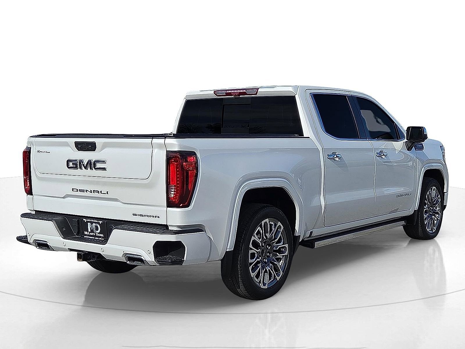 Used 2024 GMC Sierra 1500 Denali Ultimate image 5