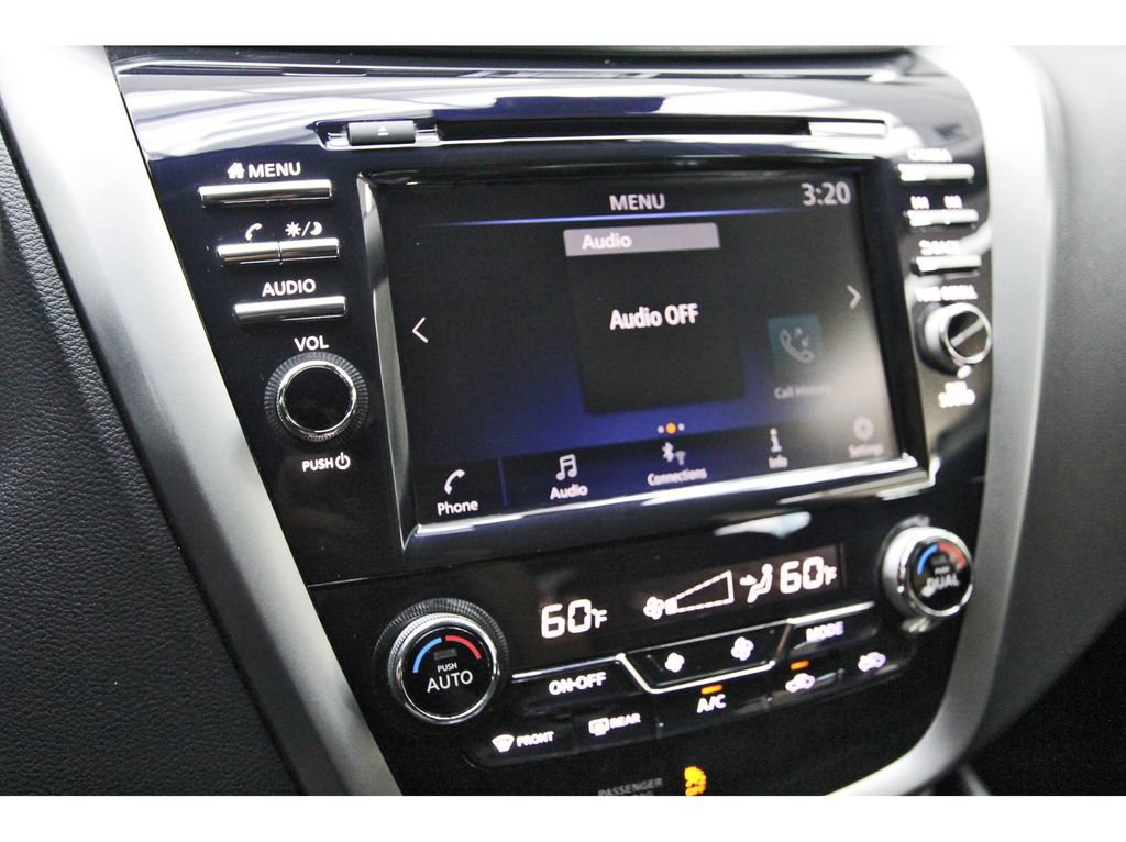 Used 2024 Nissan Murano SV FWD image 23