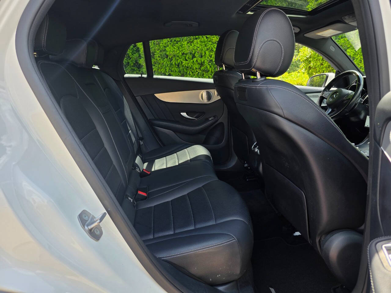 Used 2019 Mercedes-Benz GLC 300 4MATIC Coupe image 30