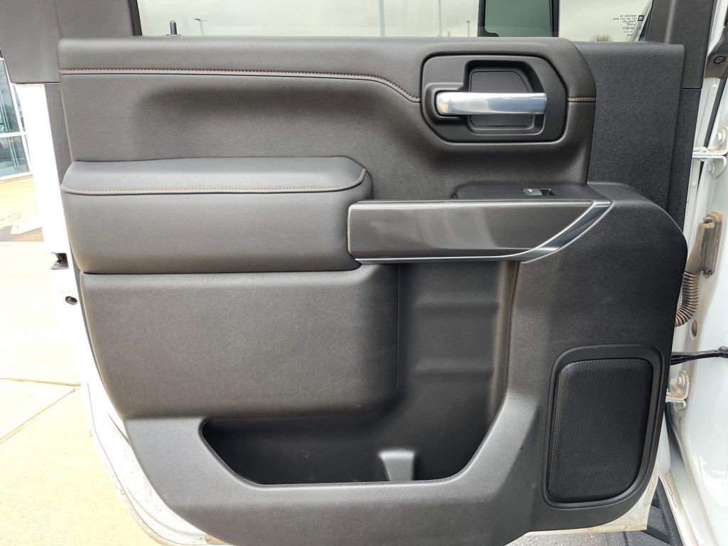 Used 2022 GMC Sierra 2500 AT4 image 29