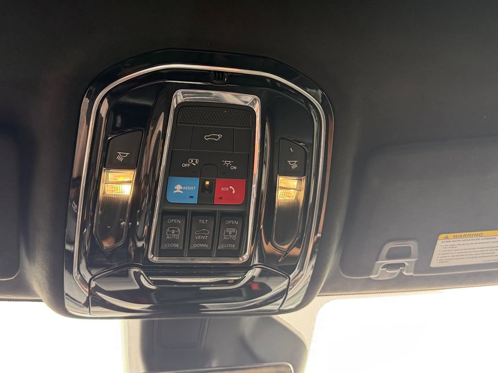 Used 2022 Jeep Grand Cherokee Summit image 17