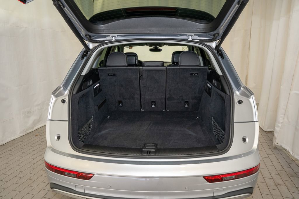 Used 2023 Audi Q5 Prestige image 6