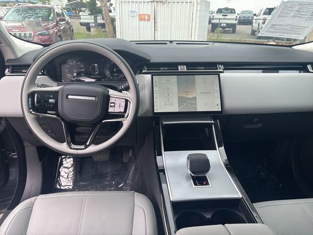 Used 2025 Land Rover Range Rover Velar S image 31