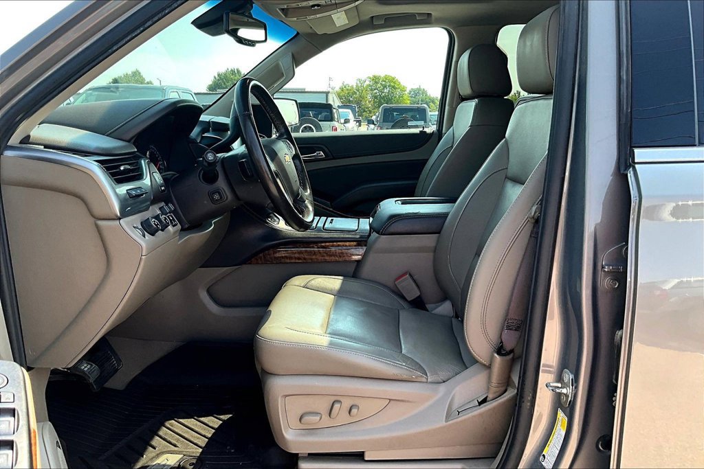 Used 2019 Chevrolet Tahoe Premier AWD/4WD image 27
