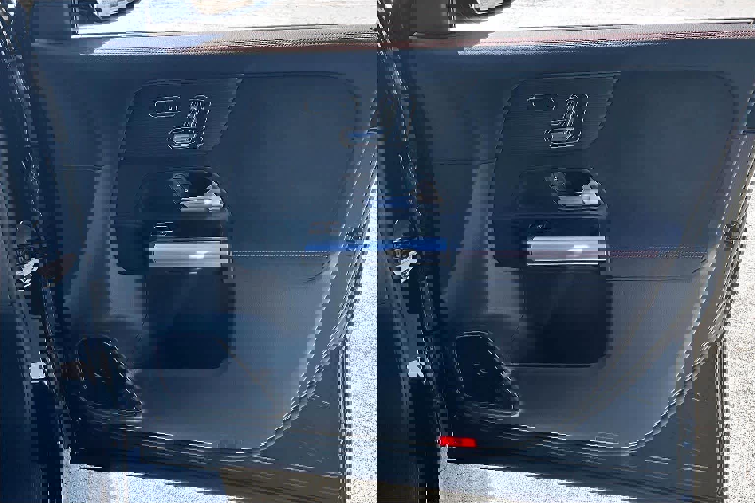 Used 2025 Mercedes-Benz GLA 35 AMG 4MATIC image 23