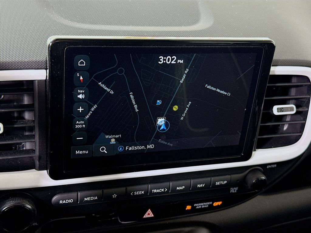 Certified 2023 Hyundai Venue Limited w/ Cargo Package image 7