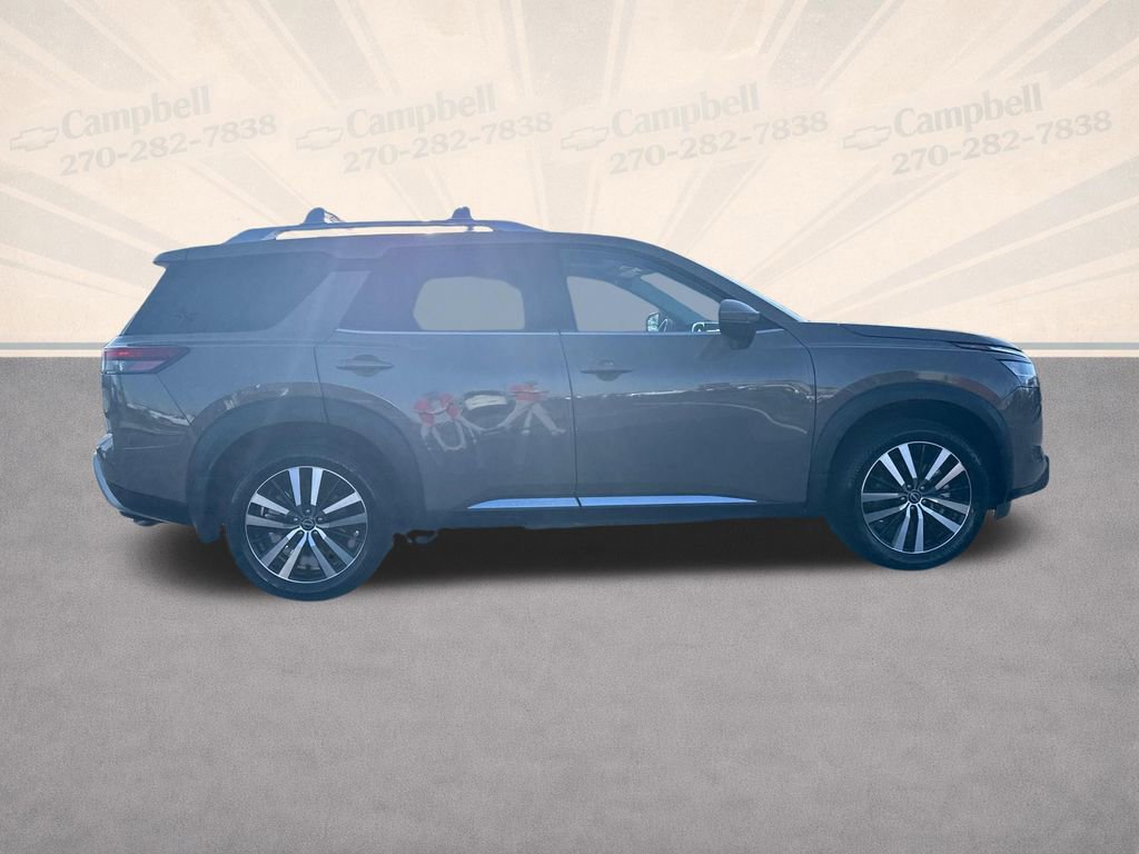 Used 2024 Nissan Pathfinder Platinum w/ Cargo Package image 7