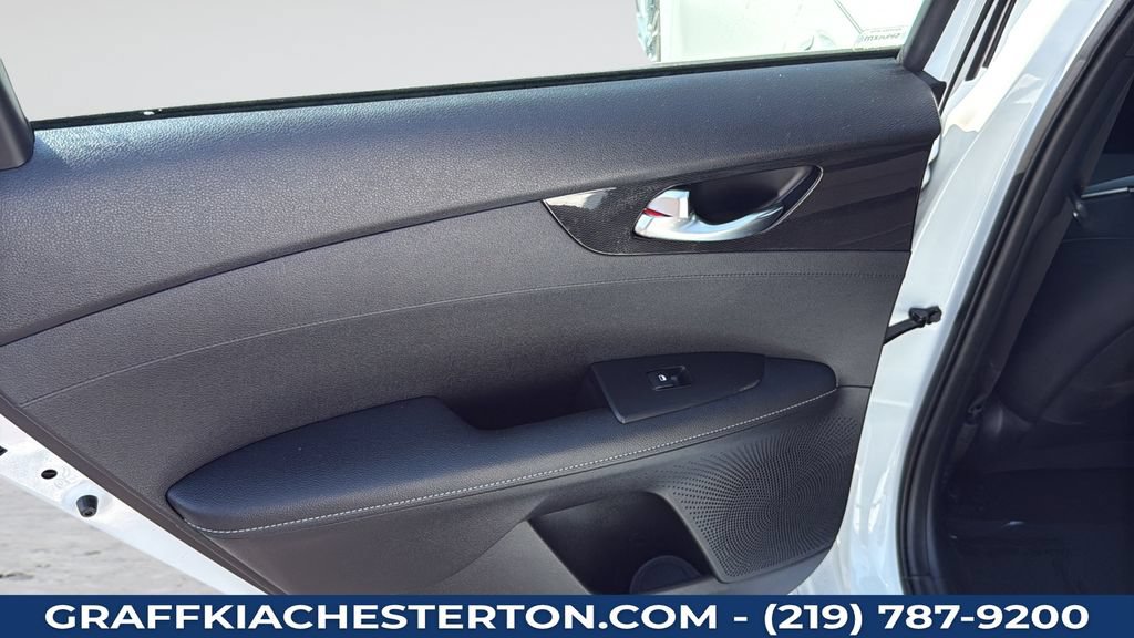 Used 2023 Kia Forte GT-Line FWD image 37