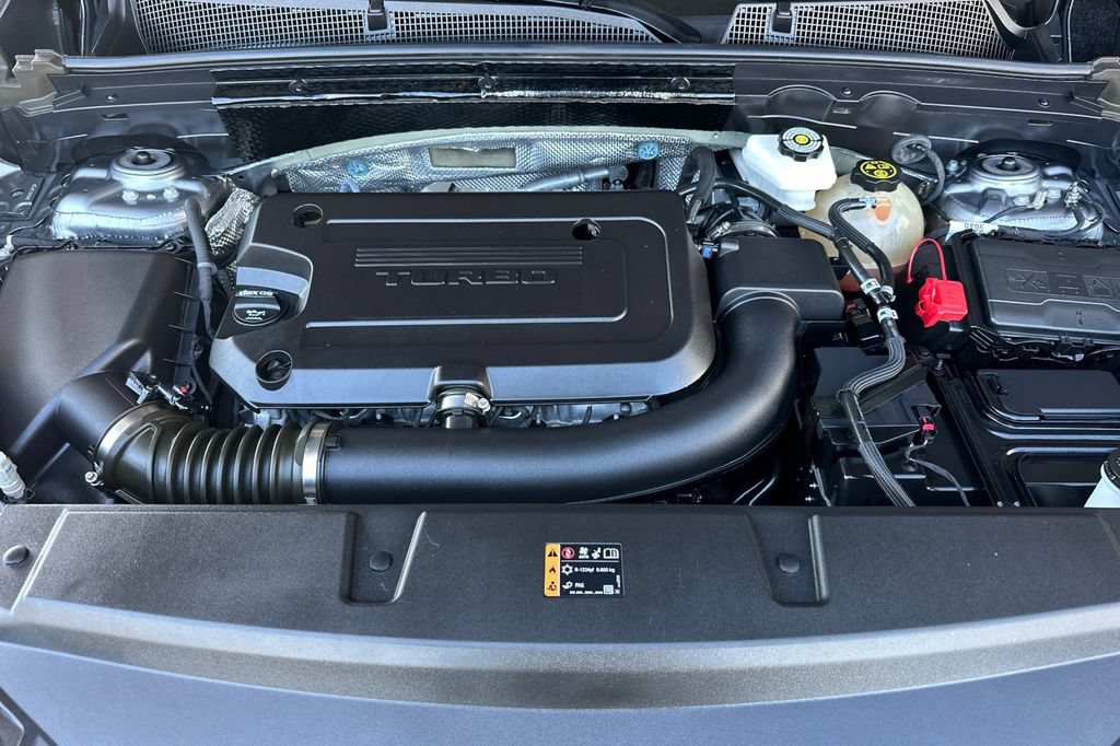 Used 2022 Buick Envision Avenir w/ Technology Package II FWD image 20