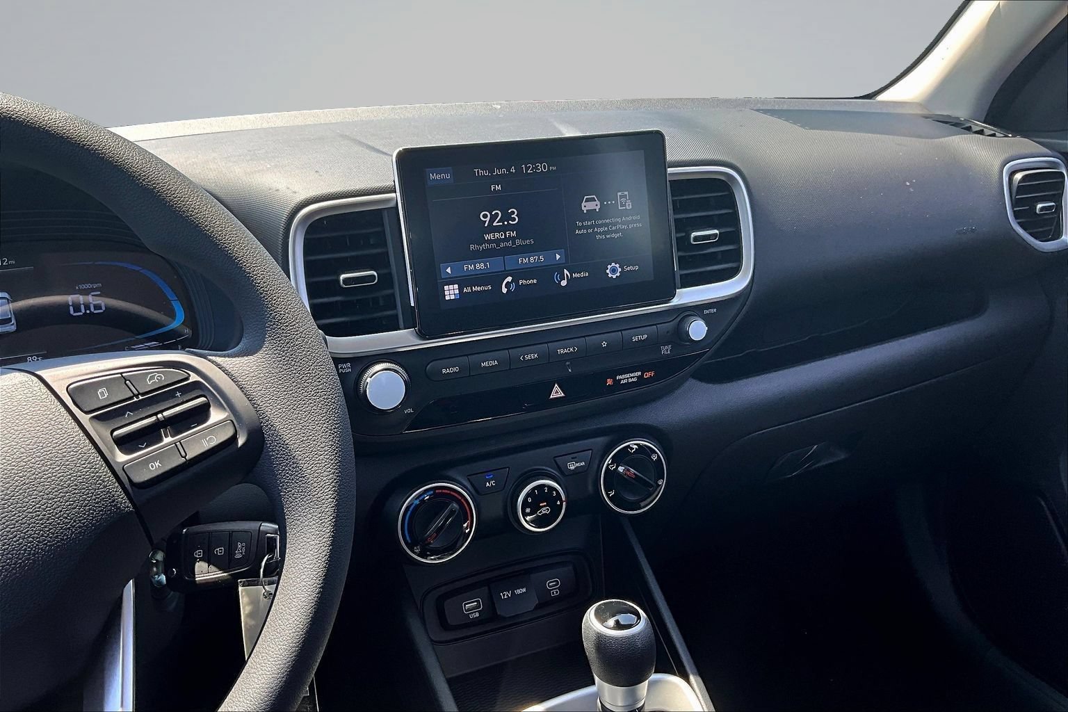 New 2026 Hyundai Venue SE FWD image 8
