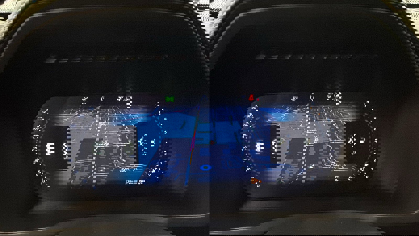 Used 2026 Volvo XC90 B5 Plus w/ Protection Package image 15