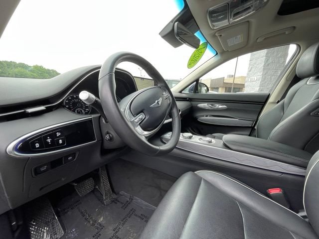 Used 2024 Genesis GV70 2.5T w/ Advanced Package AWD/4WD image 11