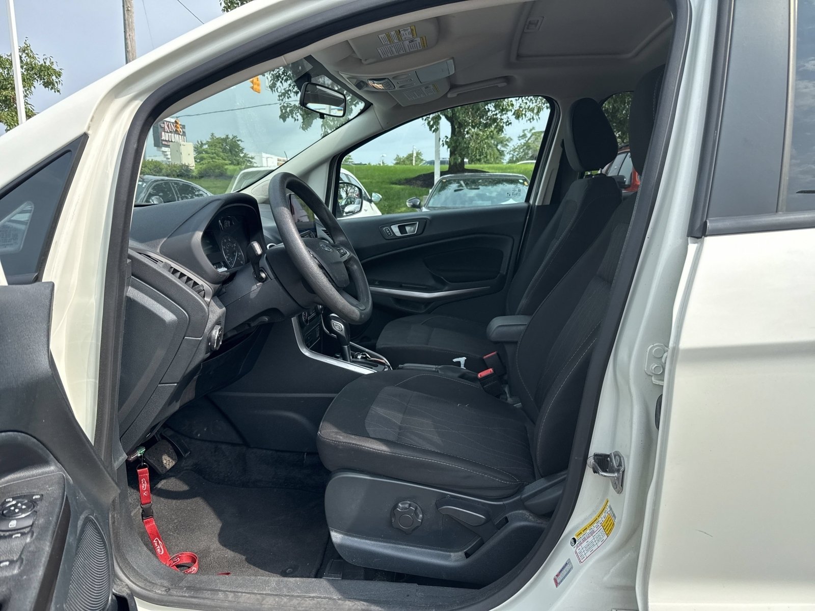 Used 2021 Ford EcoSport SE FWD image 6