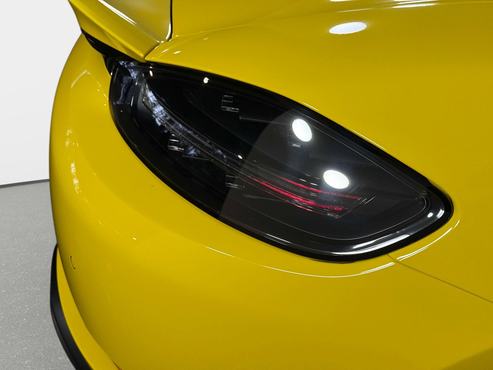 Used 2024 Porsche 718 Boxster Spyder RS w/ Weissach Package RWD image 19