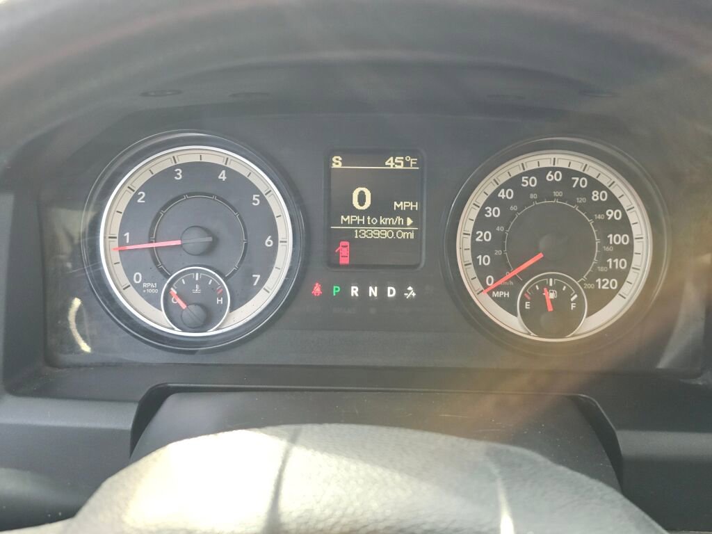 Used 2017 RAM 1500 Classic SLT image 32