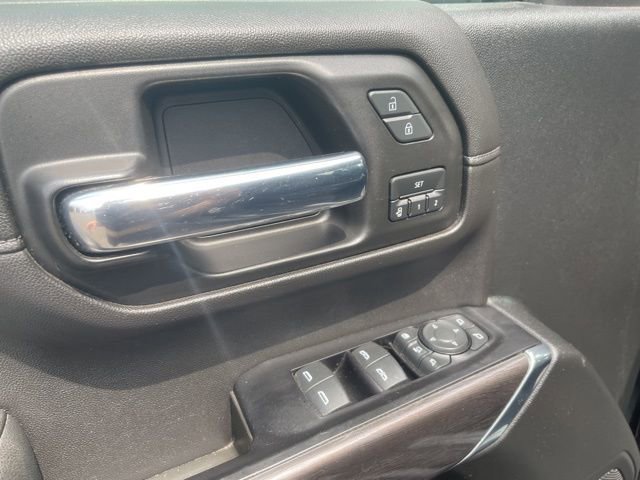Used 2020 Chevrolet Silverado 2500 LTZ w/ LTZ Convenience Package image 11