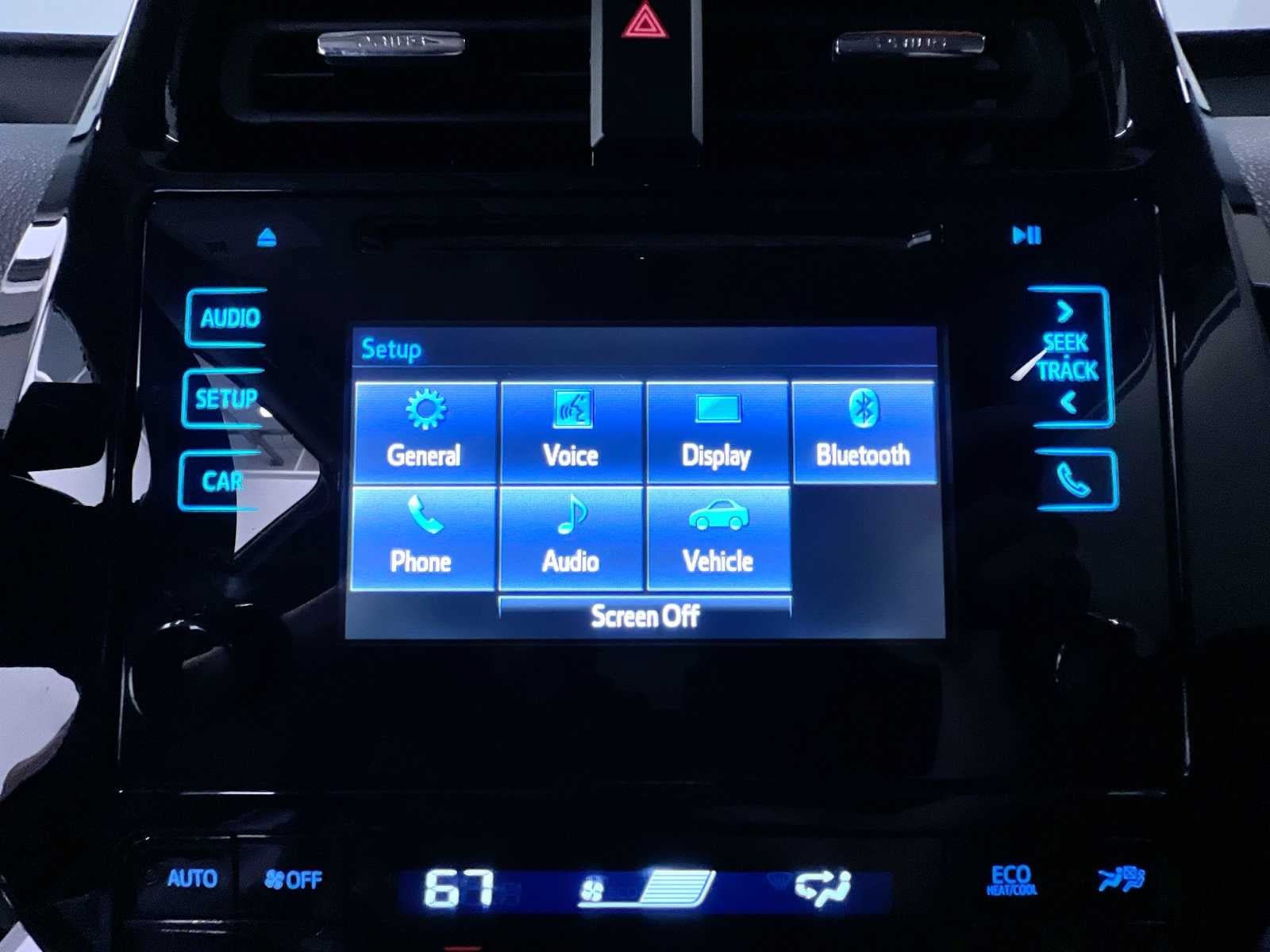 Used 2019 Toyota Prius XLE w/ Advanced Technology Package AWD/4WD image 24