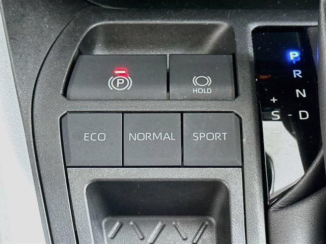Used 2022 Toyota RAV4 XLE w/ Convenience Package FWD image 20