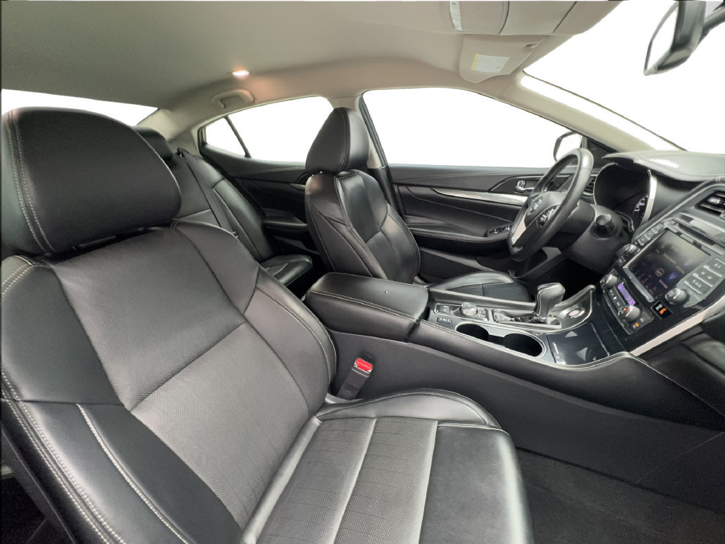 Used 2019 Nissan Maxima 3.5 SV w/ Floor Mat Group FWD image 37