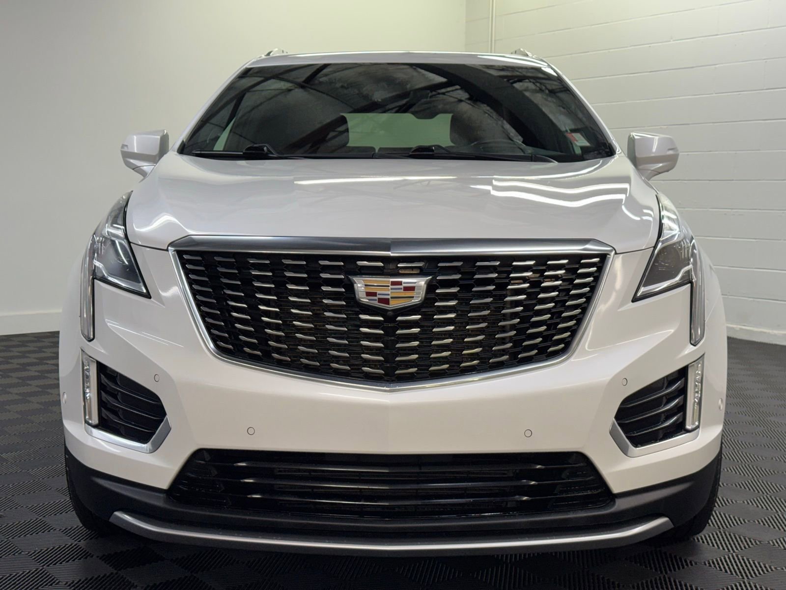 Used 2022 Cadillac XT5 Premium Luxury w/ Technology Package image 5