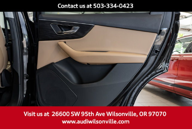 Used 2023 Audi Q7 2.0T Premium w/ Convenience Package AWD/4WD image 30