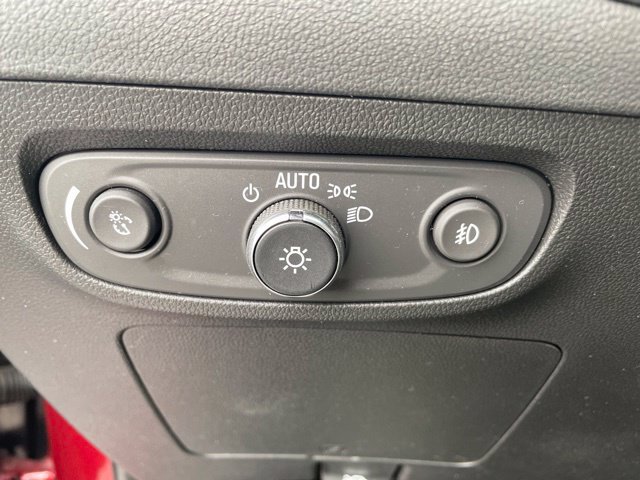 Used 2023 Buick Encore GX Select w/ Sport Touring Package FWD image 15