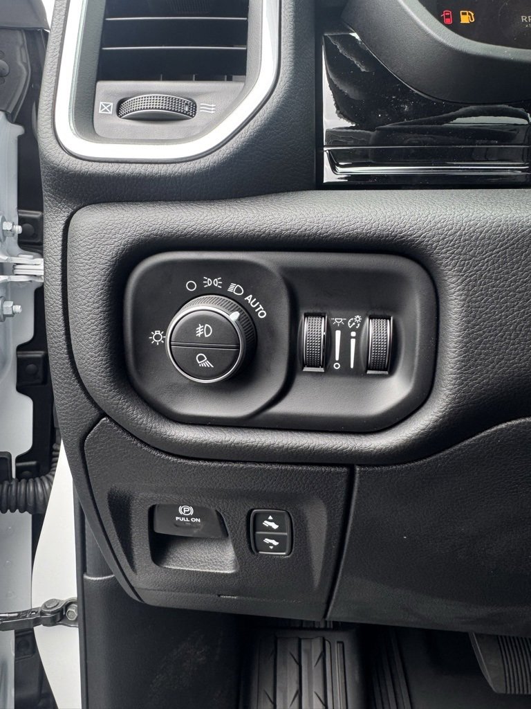 New 2026 RAM 1500 Laramie w/ Night Edition image 15