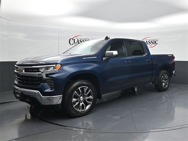 Used 2023 Chevrolet Silverado 1500 LT image 3
