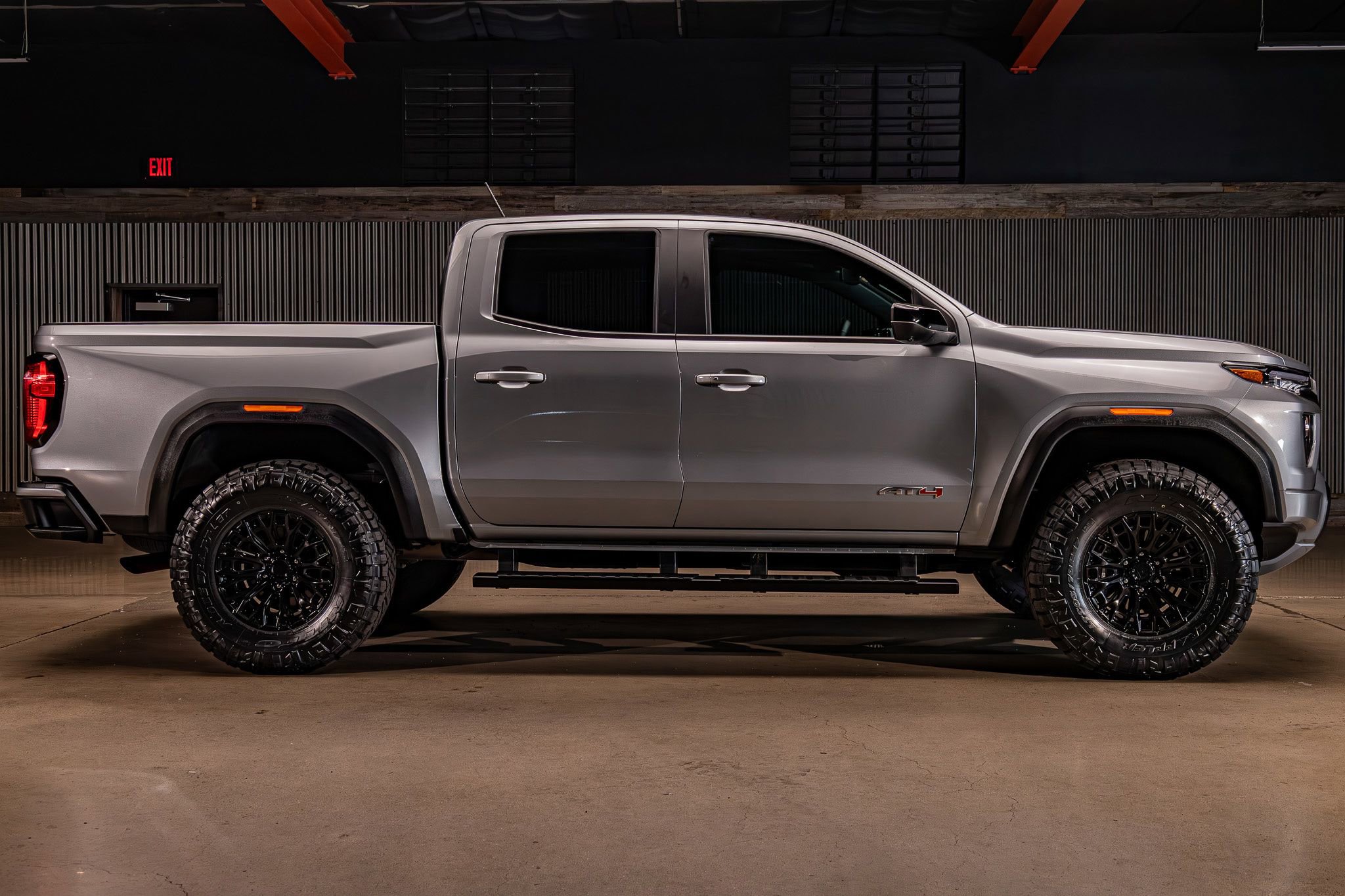 Used 2026 GMC Canyon AT4 w/ Technology Plus Package AWD/4WD image 11