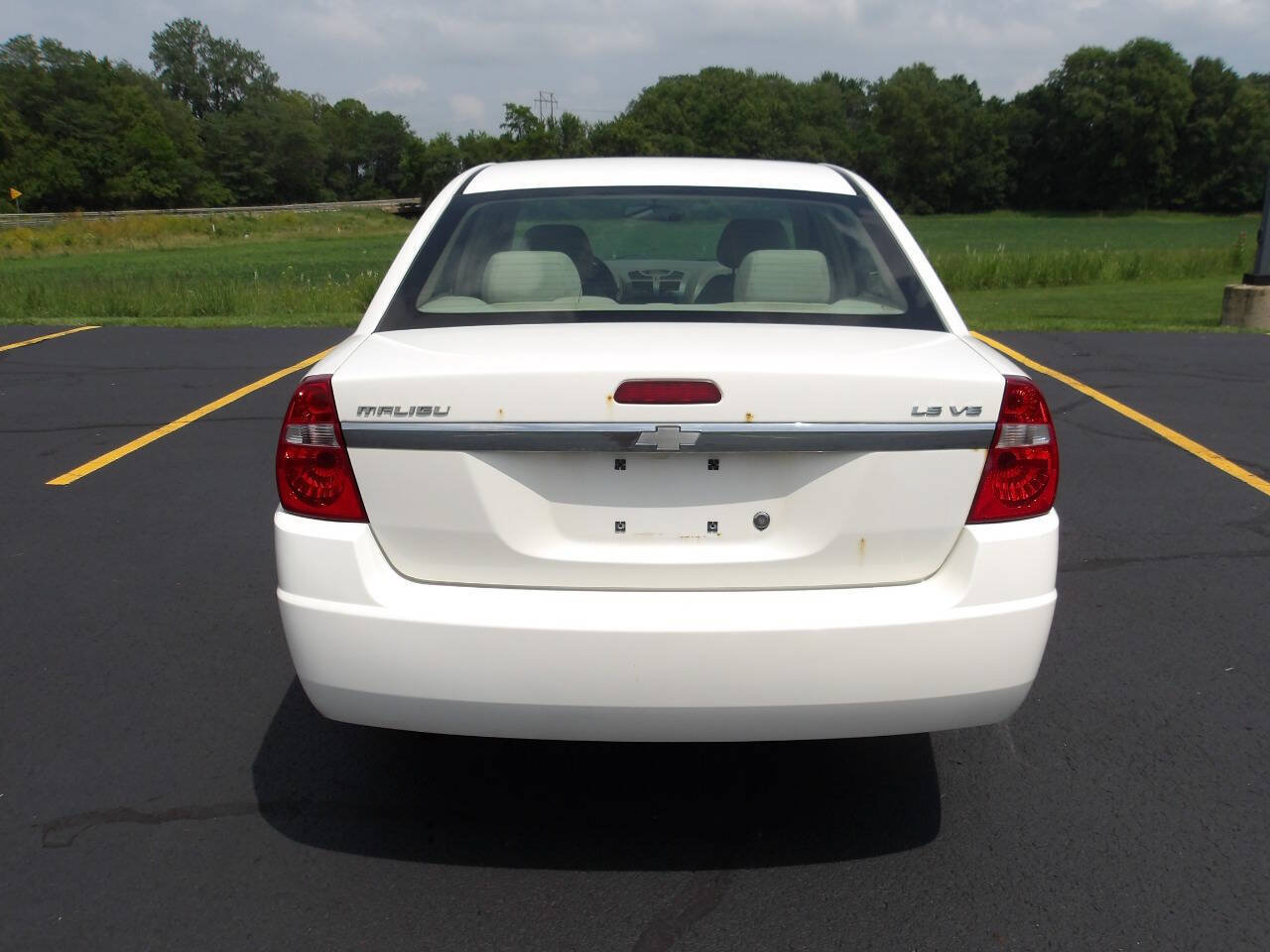 Used 2004 Chevrolet Malibu LS FWD image 4