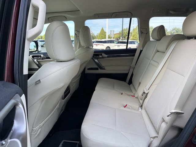 Used 2021 Lexus GX 460 Premium w/ Premium Package AWD/4WD image 16