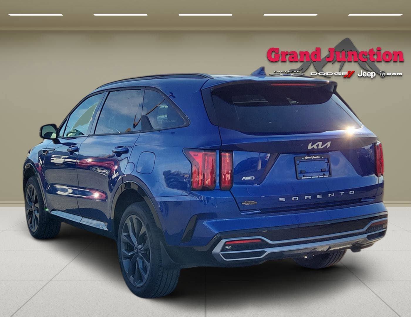 Used 2022 Kia Sorento EX AWD/4WD image 5