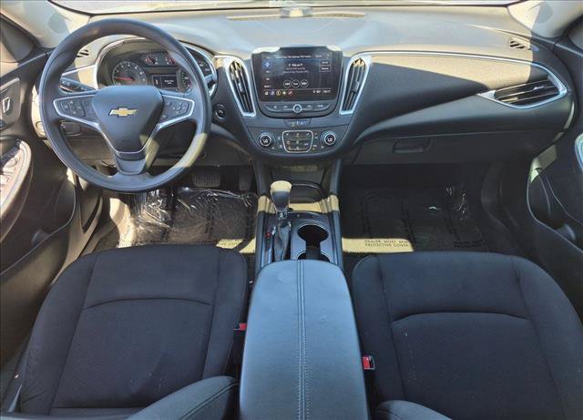 Used 2021 Chevrolet Malibu LT FWD image 23