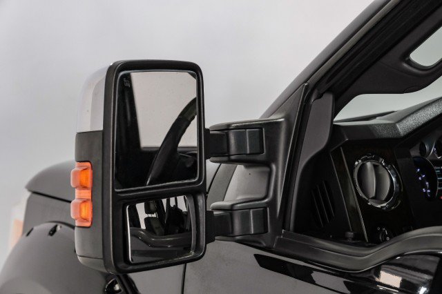 Used 2016 Ford F350 Platinum w/ Platinum Package AWD/4WD image 32