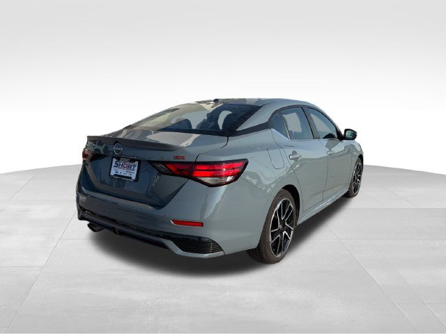 Used 2024 Nissan Sentra SR FWD image 5
