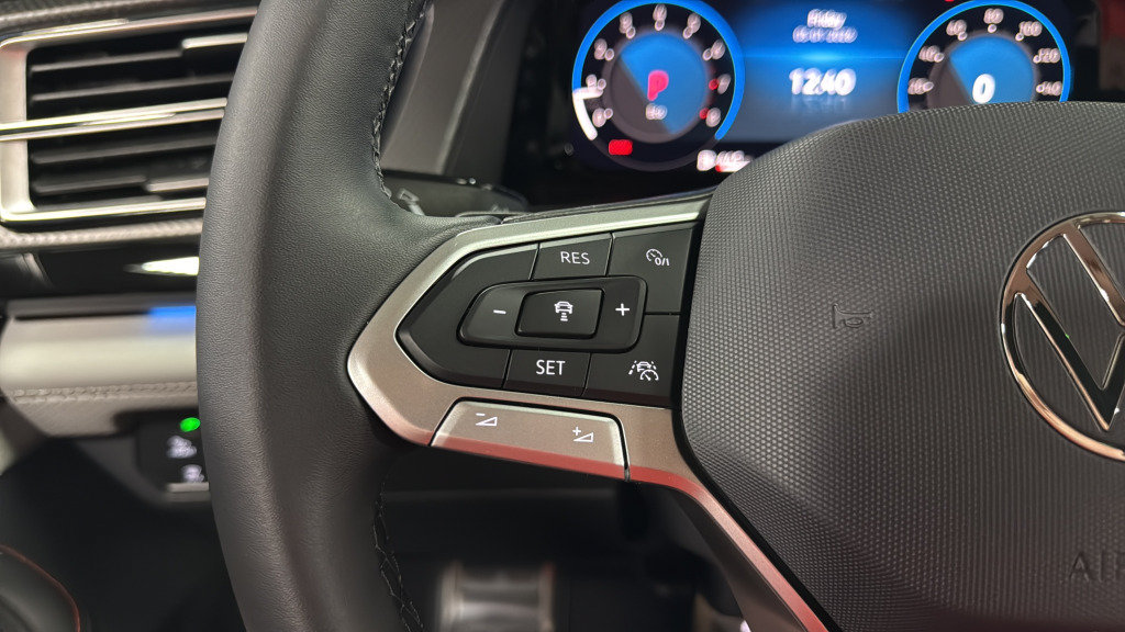New 2026 Volkswagen Atlas Peak Edition AWD/4WD image 23