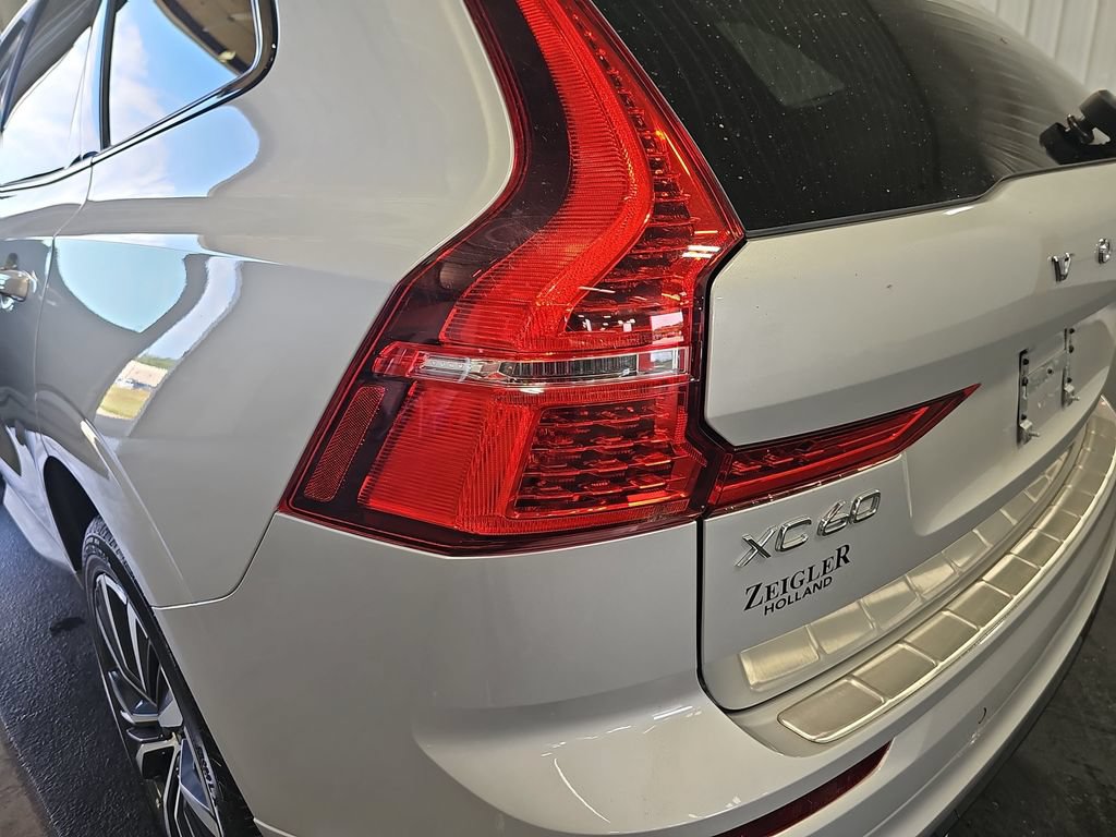 Used 2023 Volvo XC60 B5 Plus w/ Climate Package AWD/4WD image 36