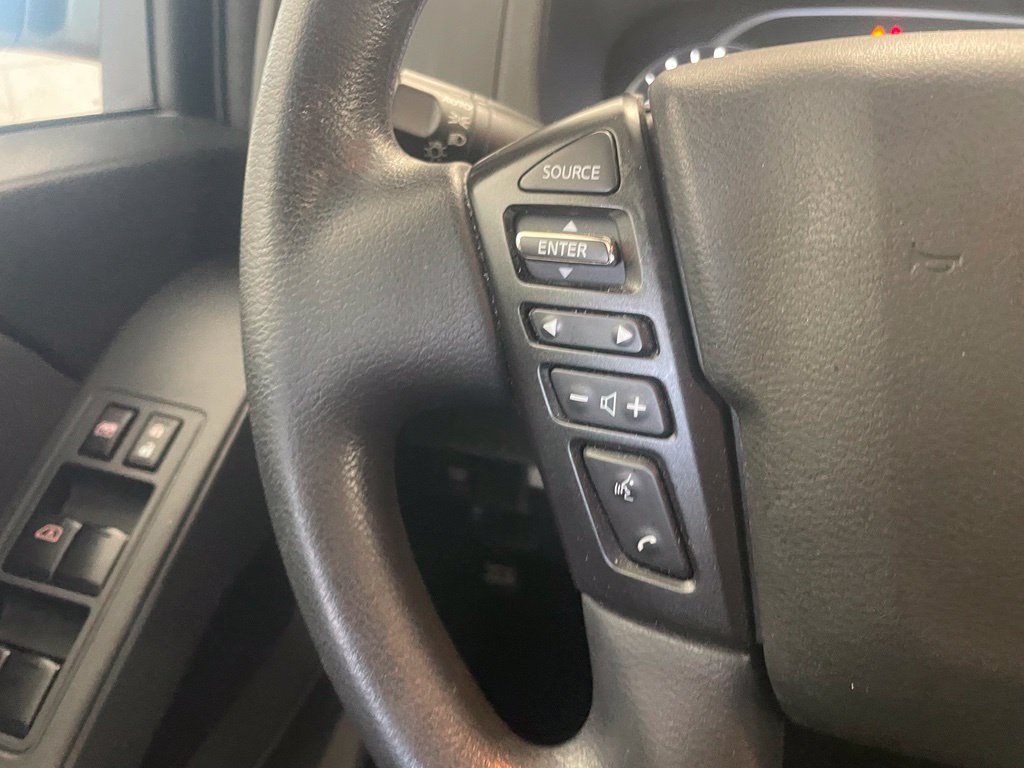 Used 2024 Nissan Frontier S RWD image 12