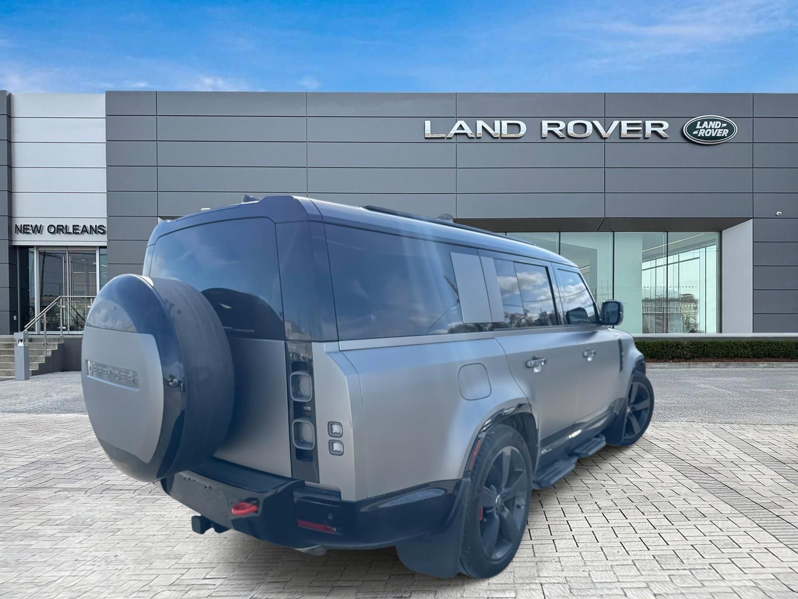 Used 2025 Land Rover Defender 130 X AWD/4WD image 6