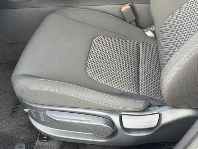 Used 2025 Kia Sportage LX FWD image 20